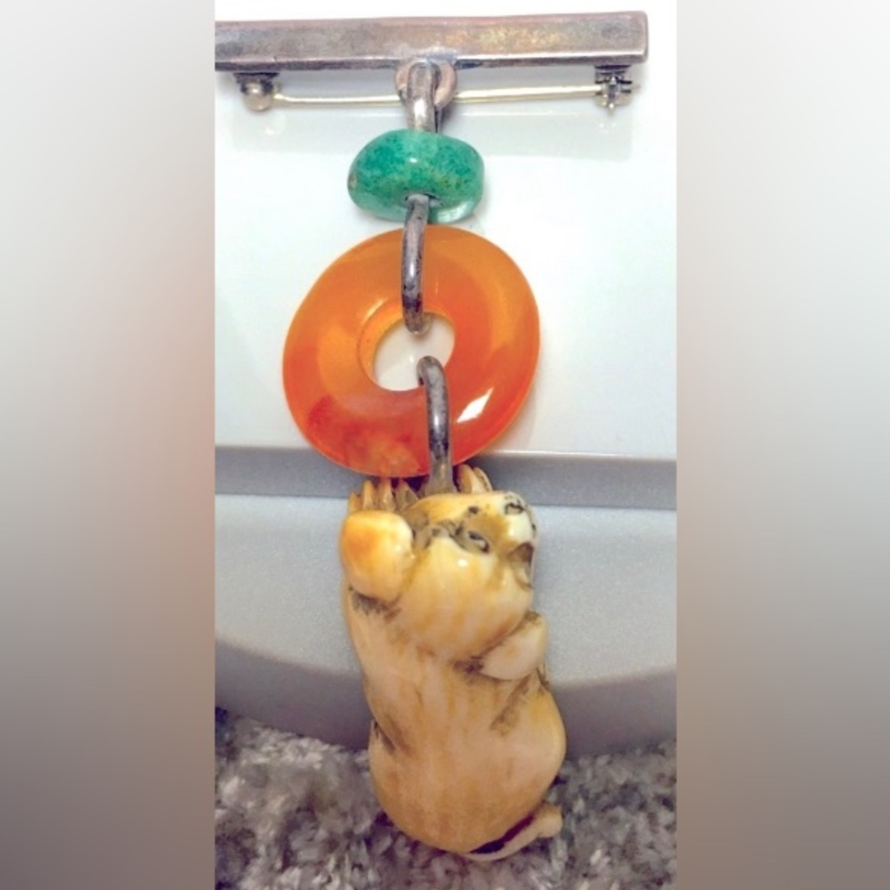 David Navarro Dog Pin Vintage